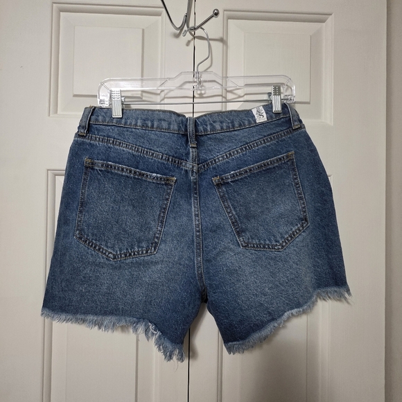 Altar'd State Denim Shorts NWT Size Large - Picture 3 of 10